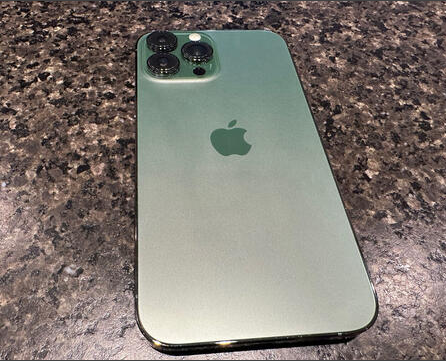 Apple iPhone 13 Pro Max 256GB Alpine Green Unloked on