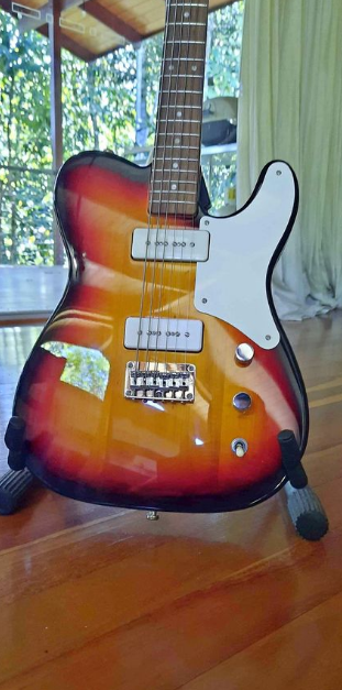 Squier Paranormal Baritone Cabronita Telecaster