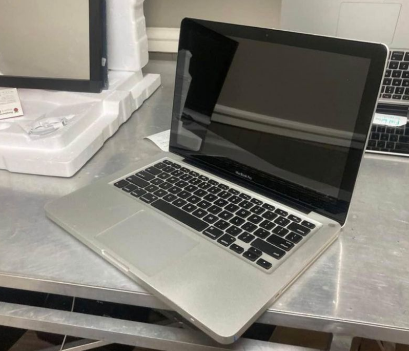 Apple MacBook Pro