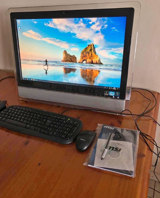 Computer desk