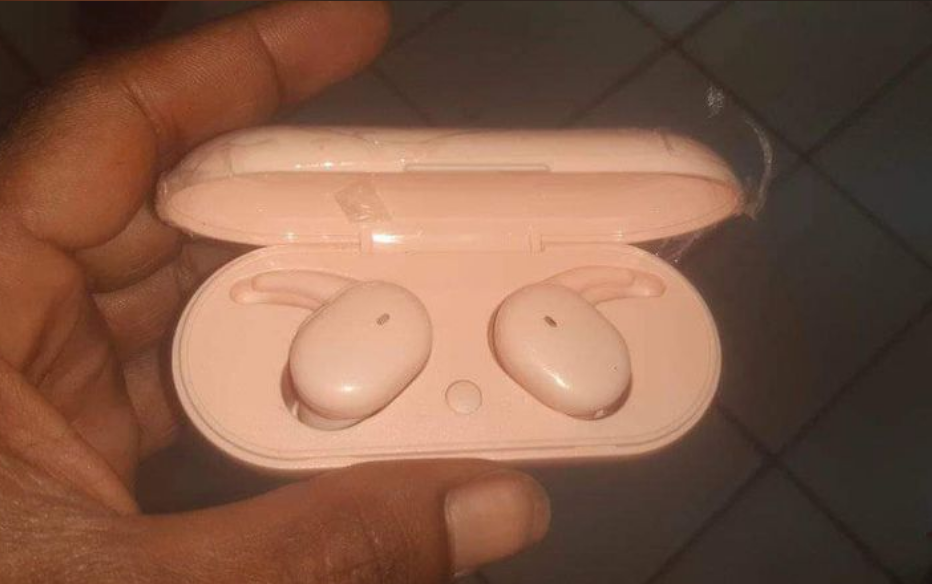 LADIES P2 EARBUDS