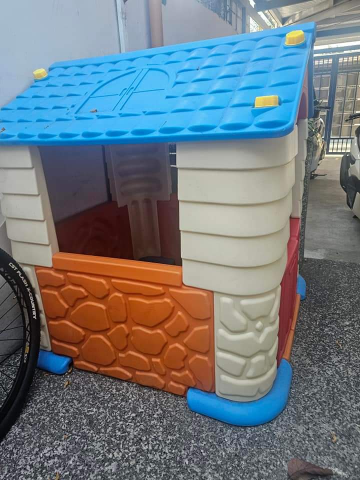 Kids Play House for sale