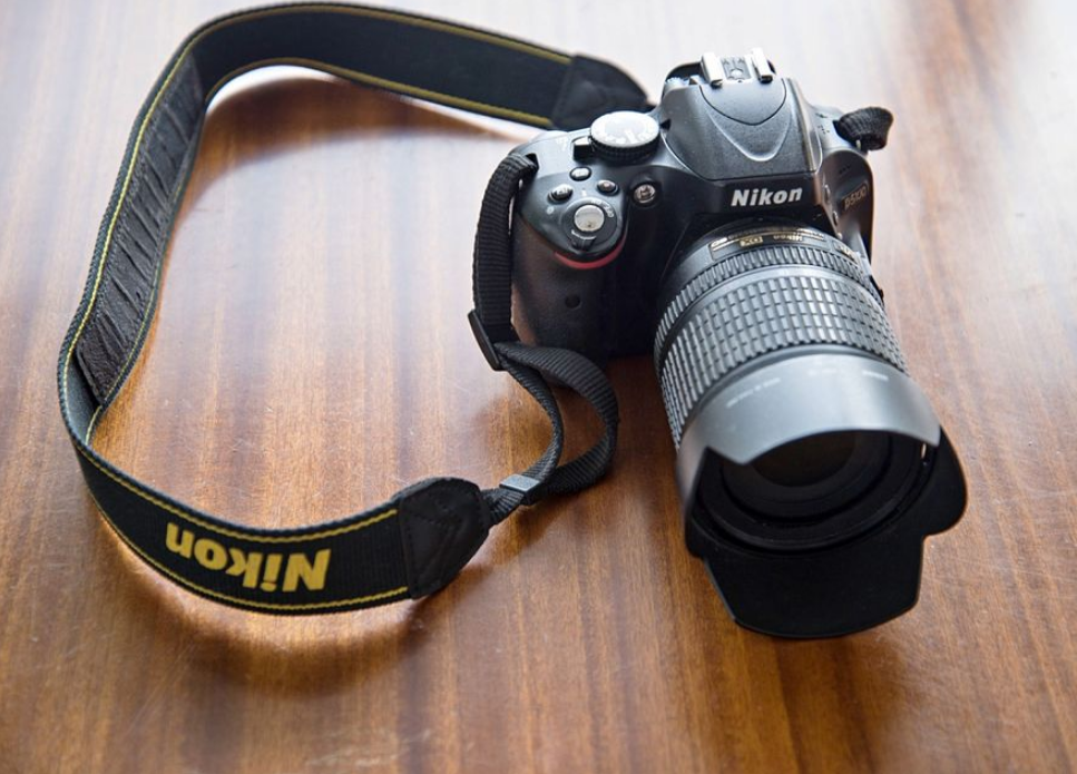 DSLR Nikon D5100