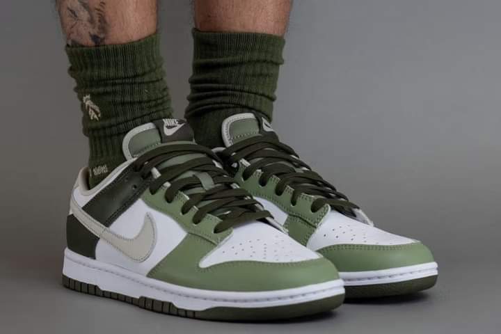 Nike Dunk Low Oil Green