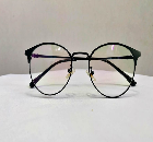 Eyeglass