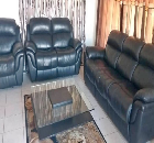 Leather sitting couch for sale very new