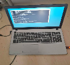 Asus with charger needs Windows 10 DKK 999