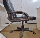 Office rolling Chair In Katlang mardan.Good for Shop And Other Offices