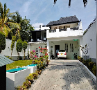 Luxury home in battaramulla for sale